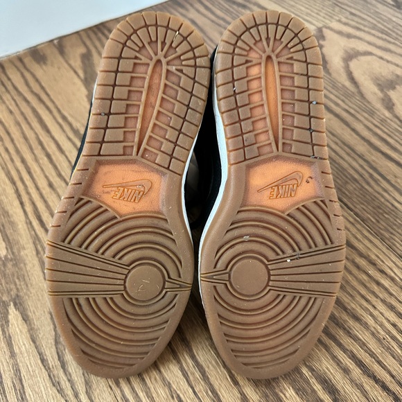 Nike black platform sneakers - size 7.5 - Picture 9 of 10